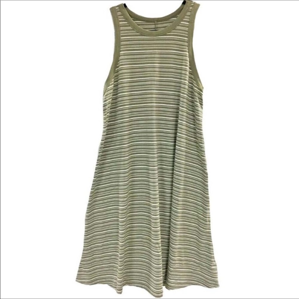 Women’s summertime dress